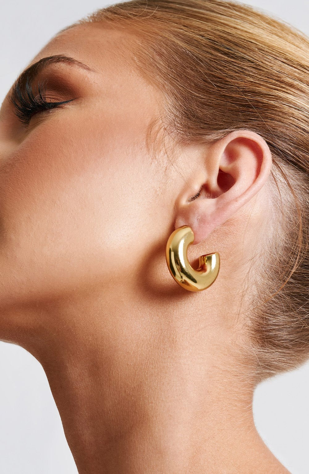 PIA HOOP EARRINGS - GOLD